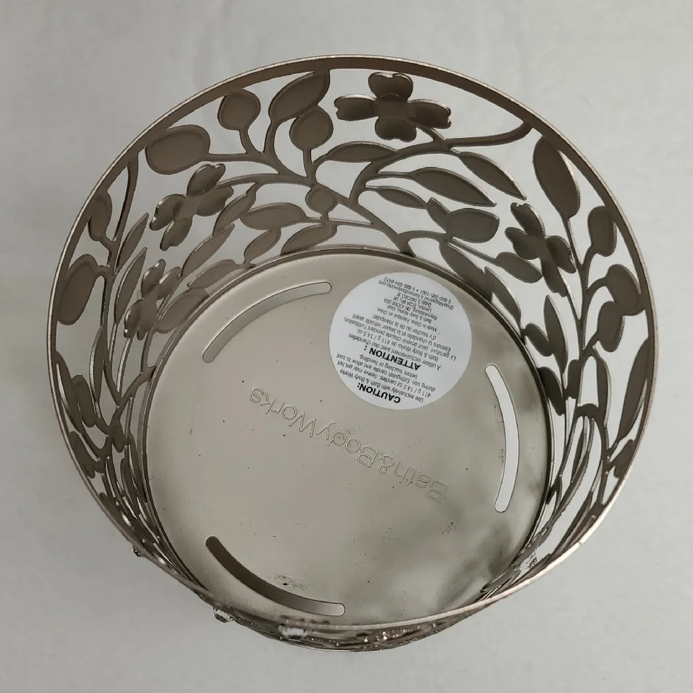 Bath & Body Works Dogwood Sparkle Jeweled Pedestal 3-Wick Candle Holder Sleeve